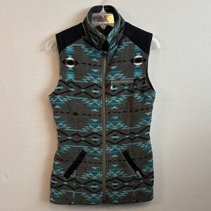 Powder River Outfitters Women’s Small Reversible Aztec Patterned Wool Vest